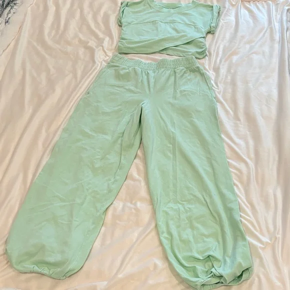 FP Movement by Free People Light Green Lounge Set - Picture 2 of 10